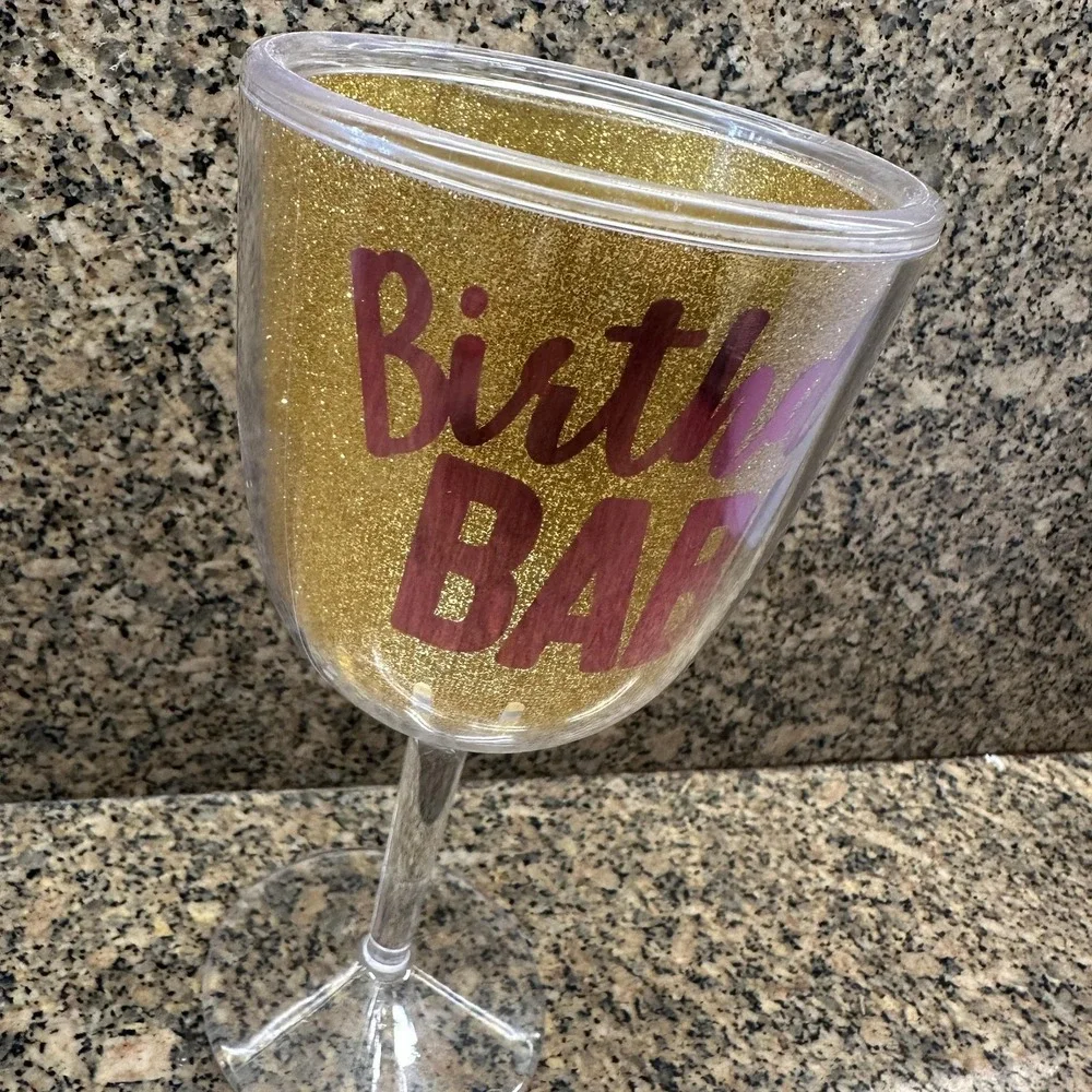 Gold Birthday Babe Plastic Wine Glass Tumbler‎ Goblet Glitter Stemmed 8in Bling